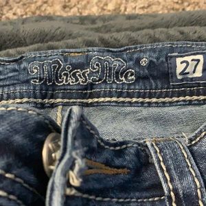 beautiful pair of blue miss me jeans size 27 such beautiful stones on the back